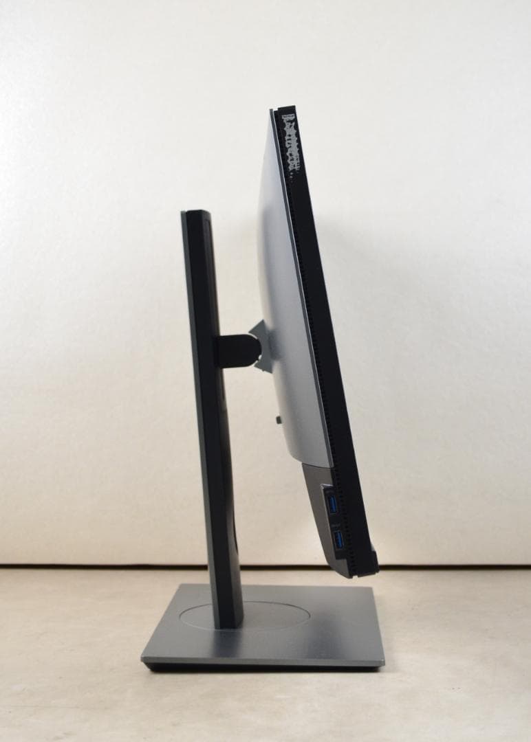 超狭額ベゼル　DELL　25型　UP2516D　WQHD　IPS　HDMI