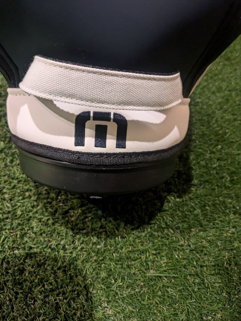 トラビスマシュー ゴルフバッグ スタンド付き