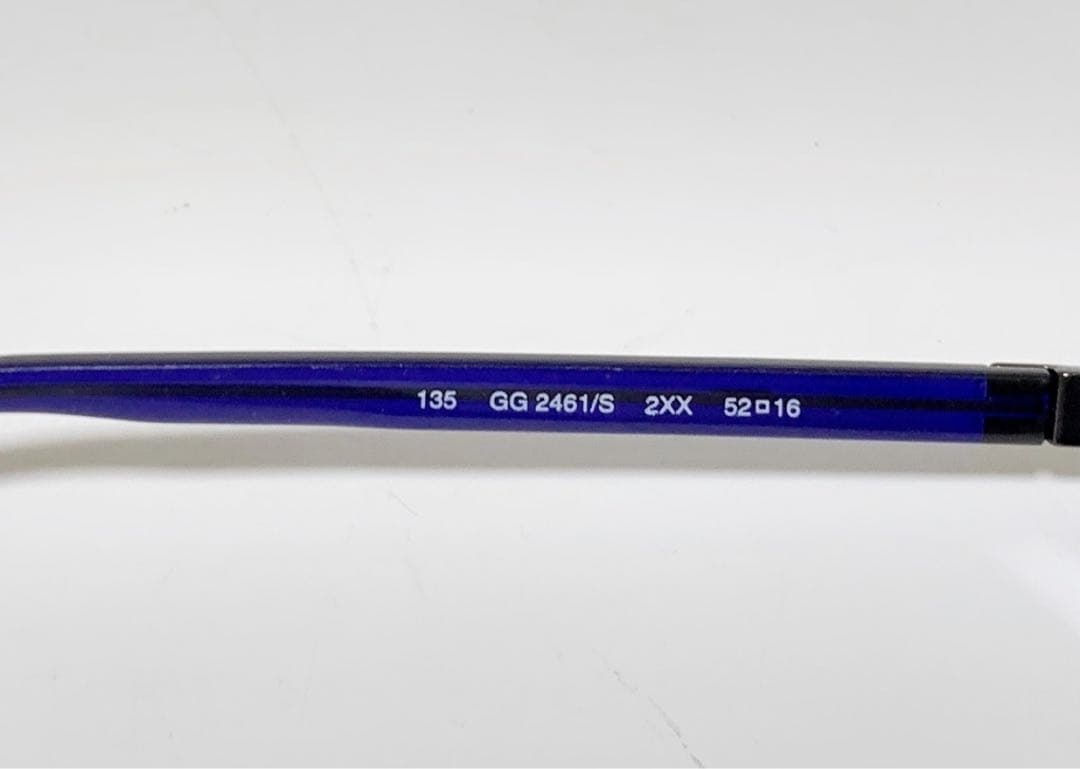 GUCCI ブルーサングラス ケース付き