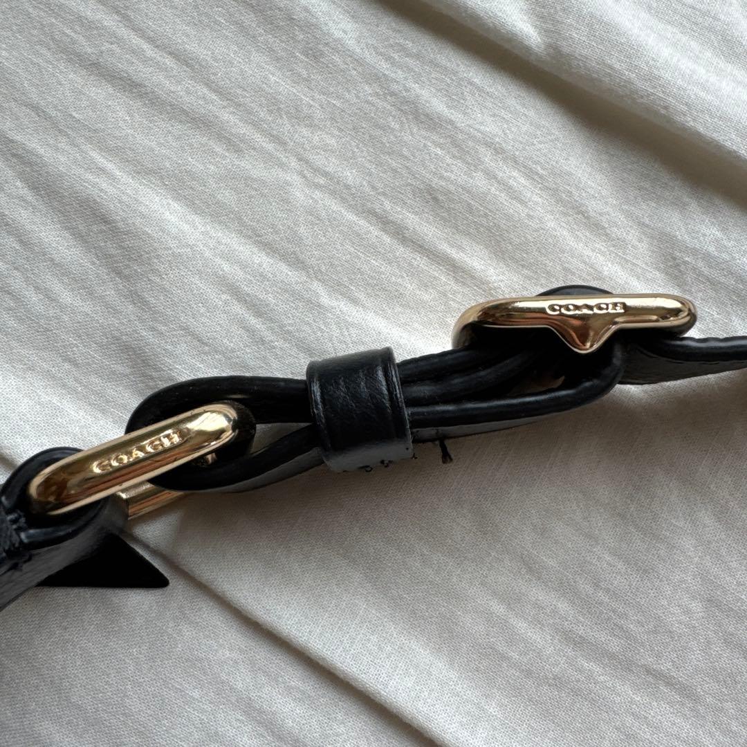 COACH ブラック レザー ボディバッグ