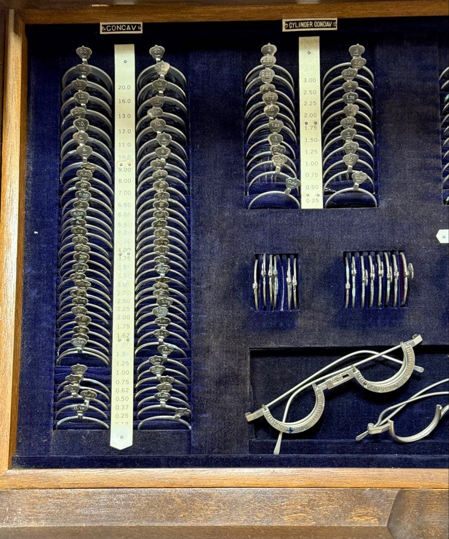 希少 流通無し アンティーク 試験 検眼 トライアルレンズセット