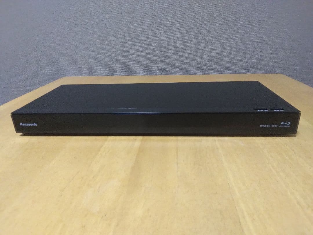 パナソニック　ブルーレイレコーダー BRTー1030　3番組同時録画　保証付