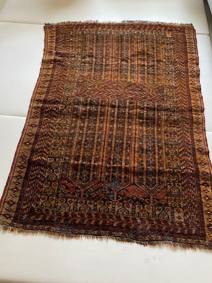 g*a様 ヴィンテージラグ　約135✖️92〜98