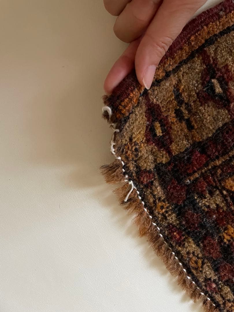 g*a様 ヴィンテージラグ　約135✖️92〜98