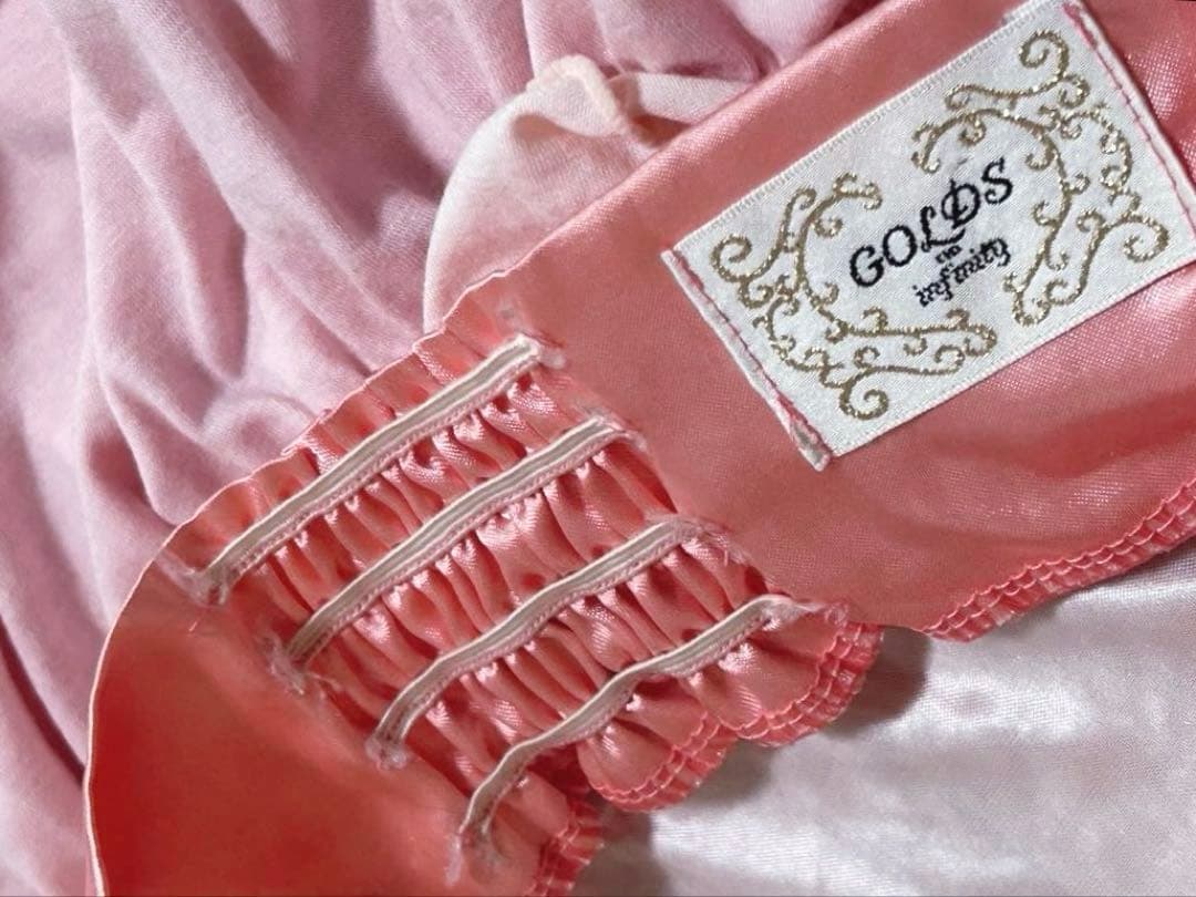 GOLDS♡ビジュー付きハートバックル♡ピンクグラデーション♡ホルタートップス