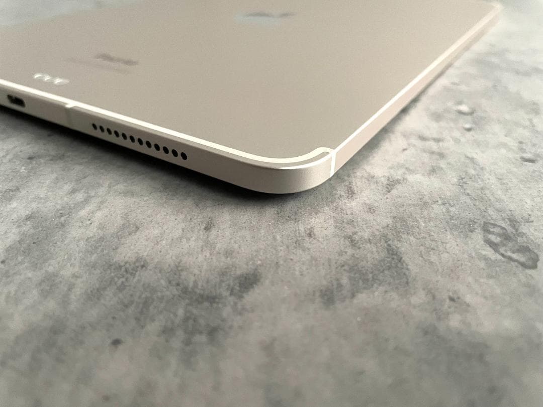 【美品】iPad Air (第5世代) Wi-fi ＋Cellular 64GB