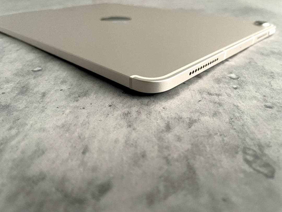 【美品】iPad Air (第5世代) Wi-fi ＋Cellular 64GB