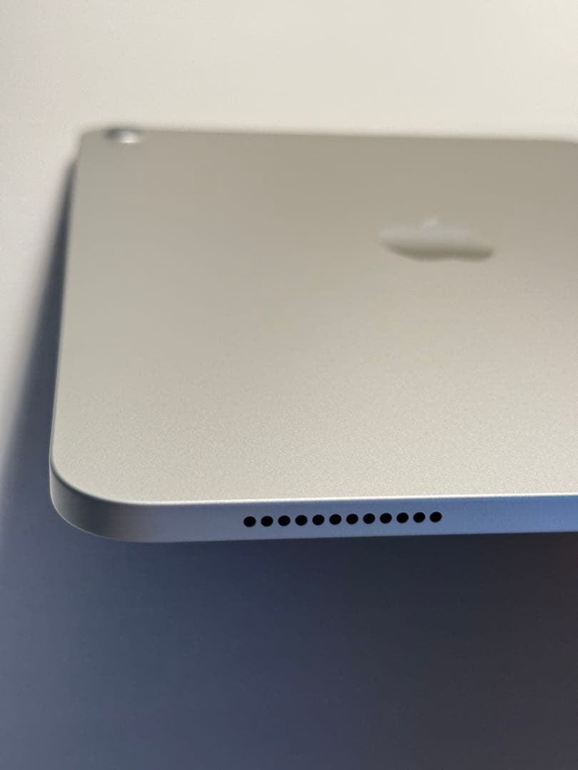 iPad Wi-Fiモデル 128GB - シルバー 本体 画面ひび割れあります