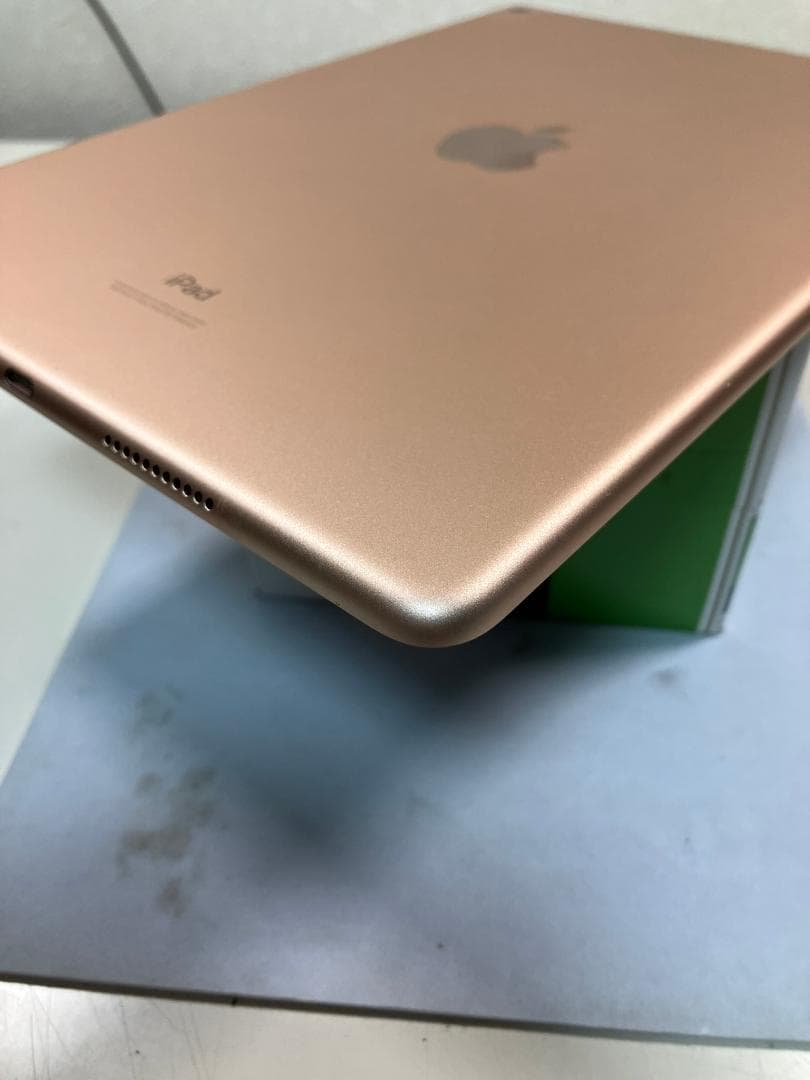 iPad air3 64GB ゴールド　WiFiモデル　中古品