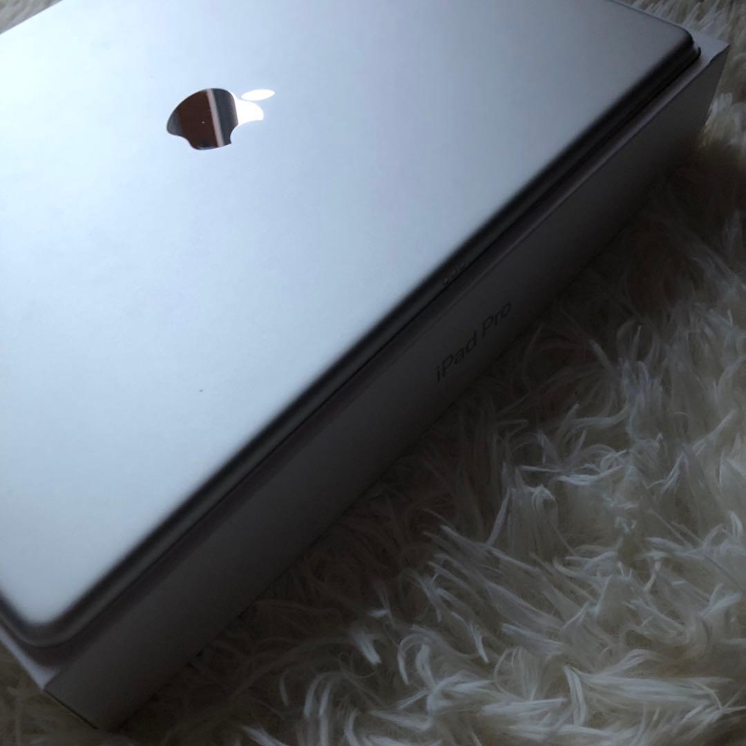 【完動品】iPad Pro 12.9 第2世代 512GB 【即発送】