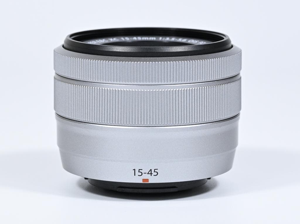 【超美品】 フジフイルム　FUJIFILM X-A5 レンズキット