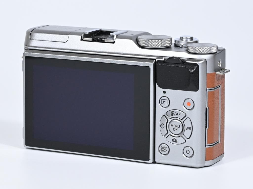 【超美品】 フジフイルム　FUJIFILM X-A5 レンズキット