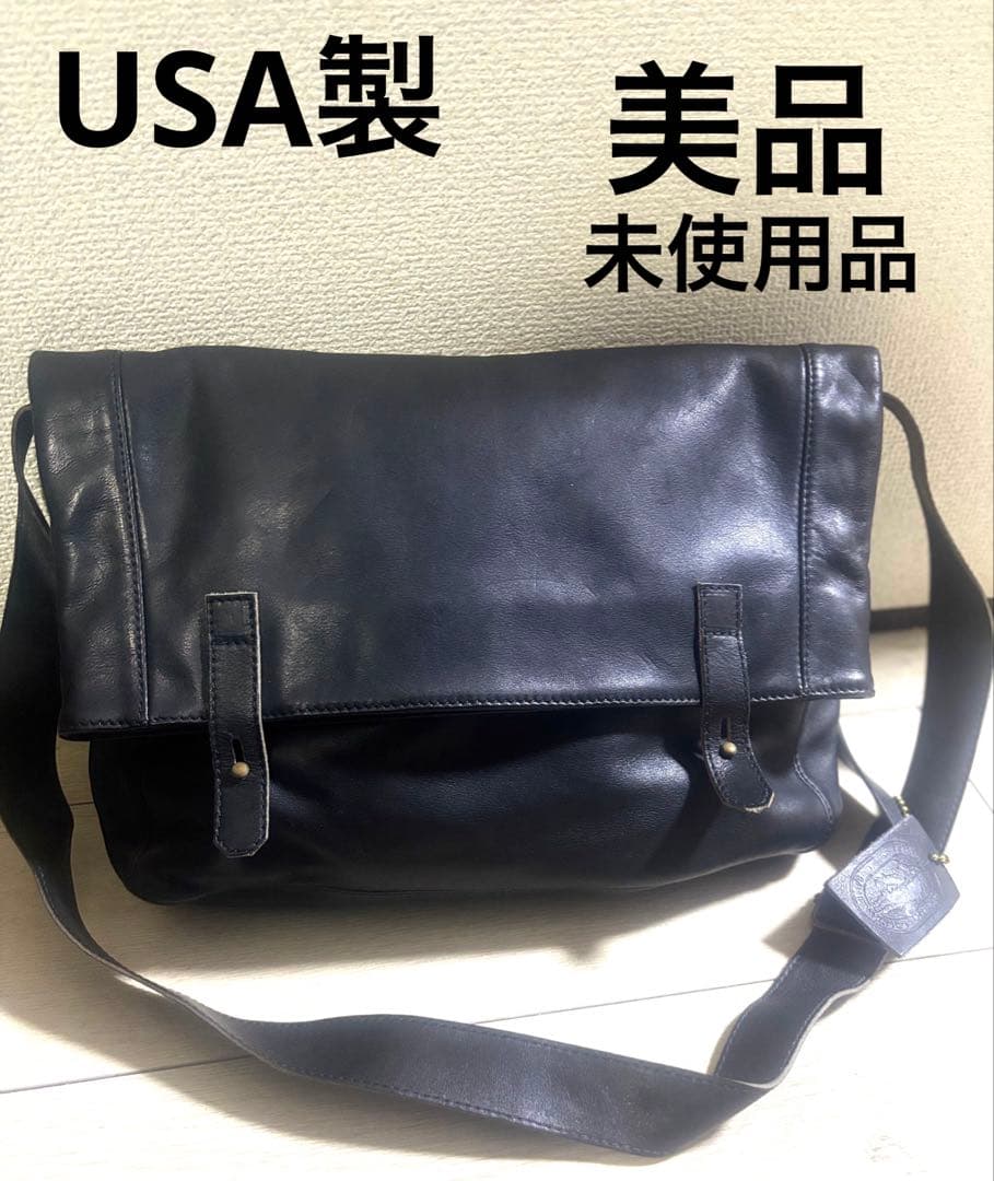 美品　未使用✩︎レザー　ブラックレザーショルダーバッグ