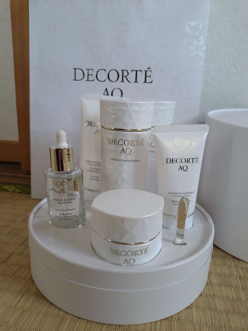 【限定・完売品】コスメデコルテ AQ ラディアンスコフレ 新品未使用 6点セット