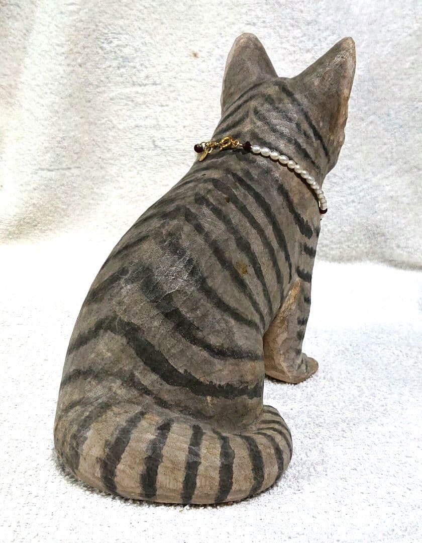 愛らしい猫の置物 T164