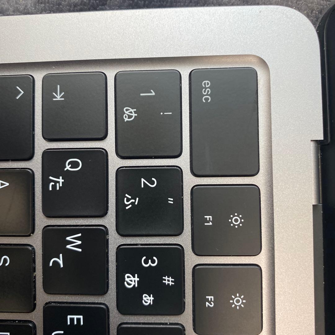 MacBook Air M2 13インチ 8GB 256GB スペースグレー