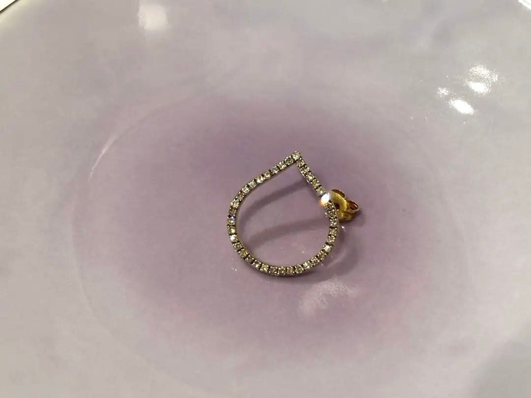 ARTIDA OUD ロータス ペダルダイアモンドシングルピアス