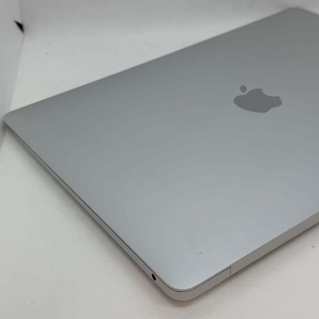 MacBook Air M1 (A2337) 8GB/256GB シルバー