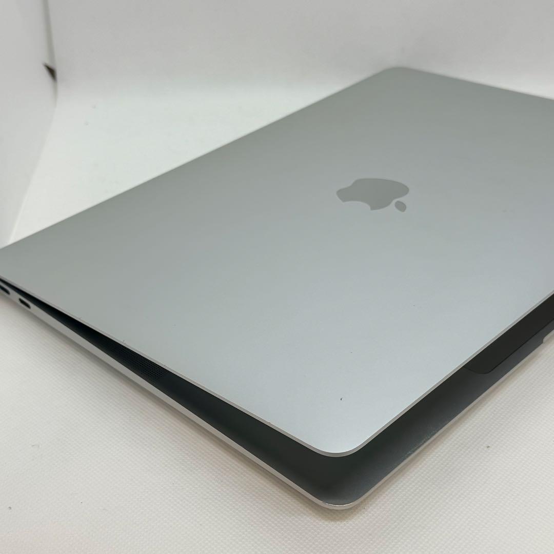 MacBook Air M1 (A2337) 8GB/256GB シルバー