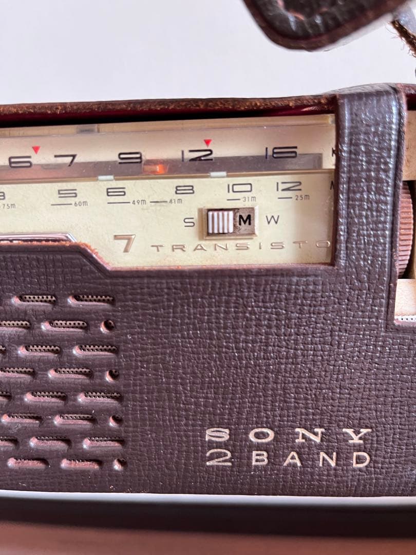 【ヴィンテージ品】SONY 2 BAND 7 TRANSISTOR 革ケース付