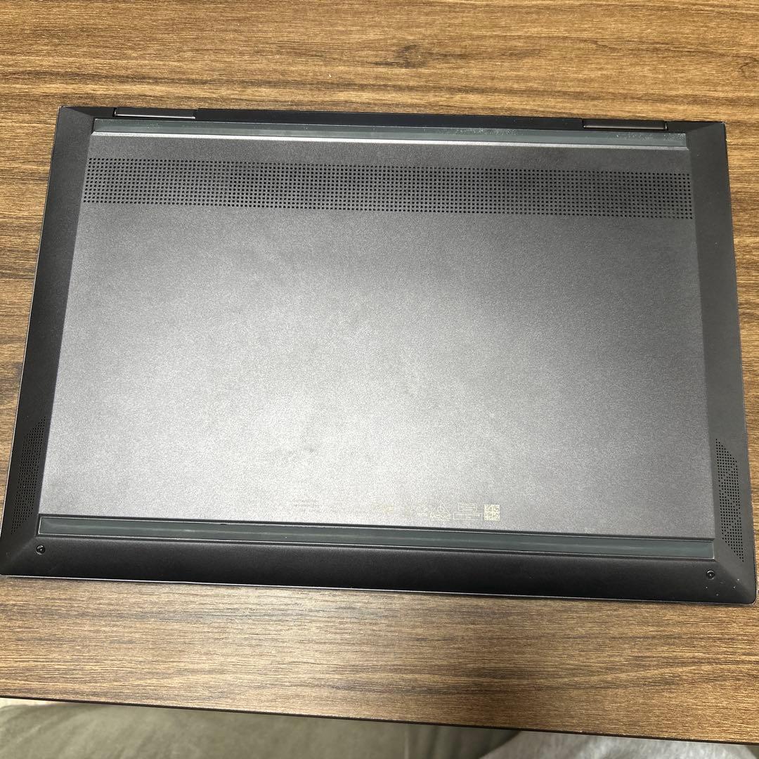 HP ENVY X360 13 Radeon Vegaグラフィックス
