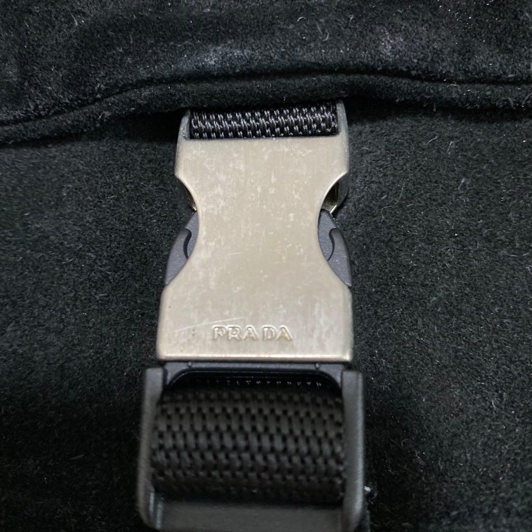 PRADA ブラック ショルダーバッグ