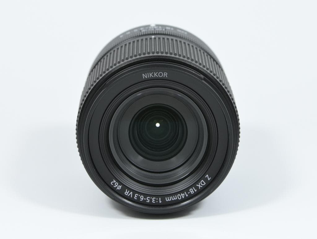 【ほぼ新品】 Nikon Z DX 18-140mm F3.5-6.3 VR