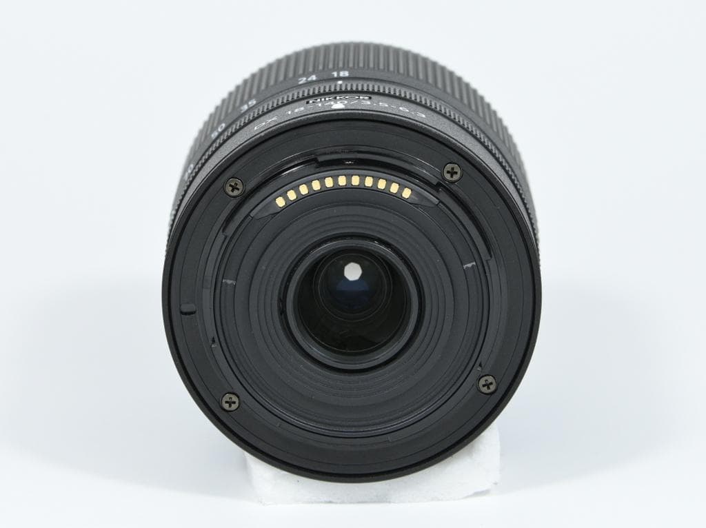 【ほぼ新品】 Nikon Z DX 18-140mm F3.5-6.3 VR