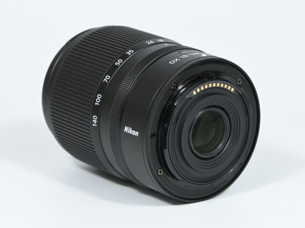 【ほぼ新品】 Nikon Z DX 18-140mm F3.5-6.3 VR