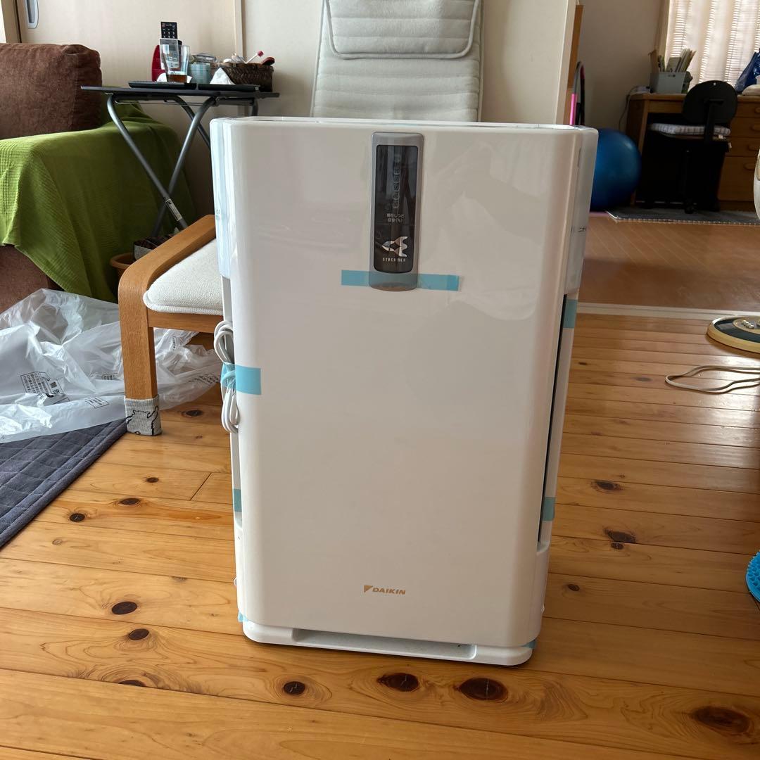 空気清浄機 ホワイト コンパクト