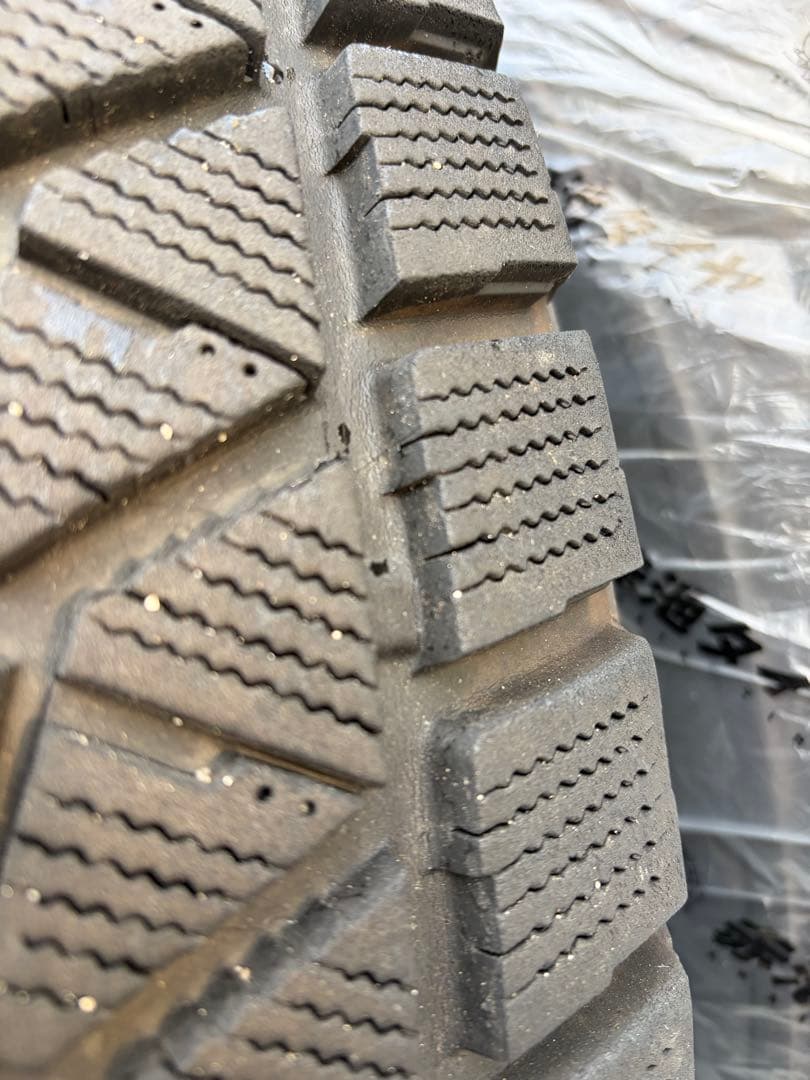 再販ランクル70　トヨタ純正ホイールとタイヤ5本セット　GRJ76用