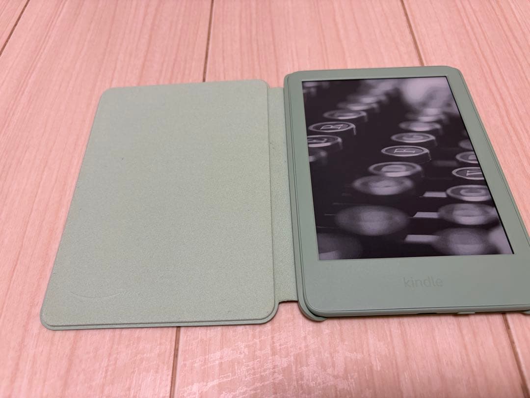 【美品】Kindle 第11世代 2024年 マッチャ 電子書籍リーダー