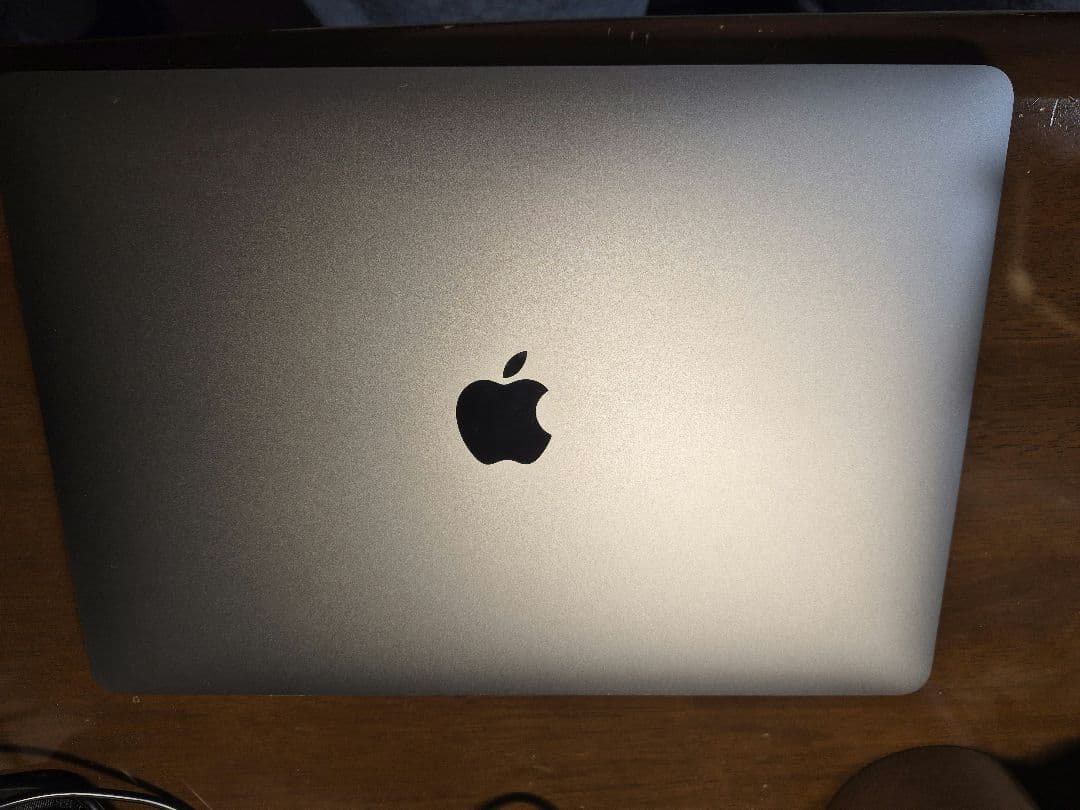 【美品】MacBook Air13インチ M1 2020【24時間以内発送】