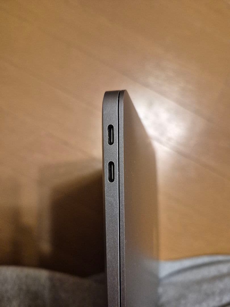 【美品】MacBook Air13インチ M1 2020【24時間以内発送】