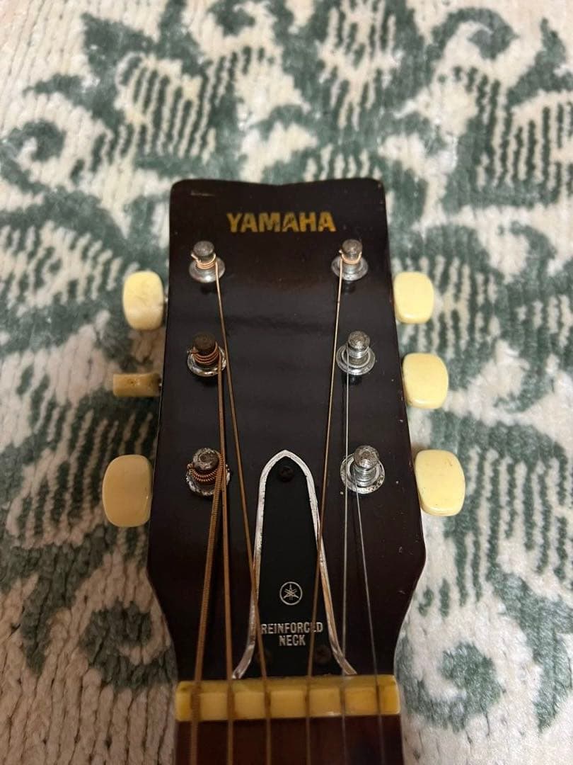 YAMAHA FG110 ヤマハロゴ 赤ラベル ハードケース付き