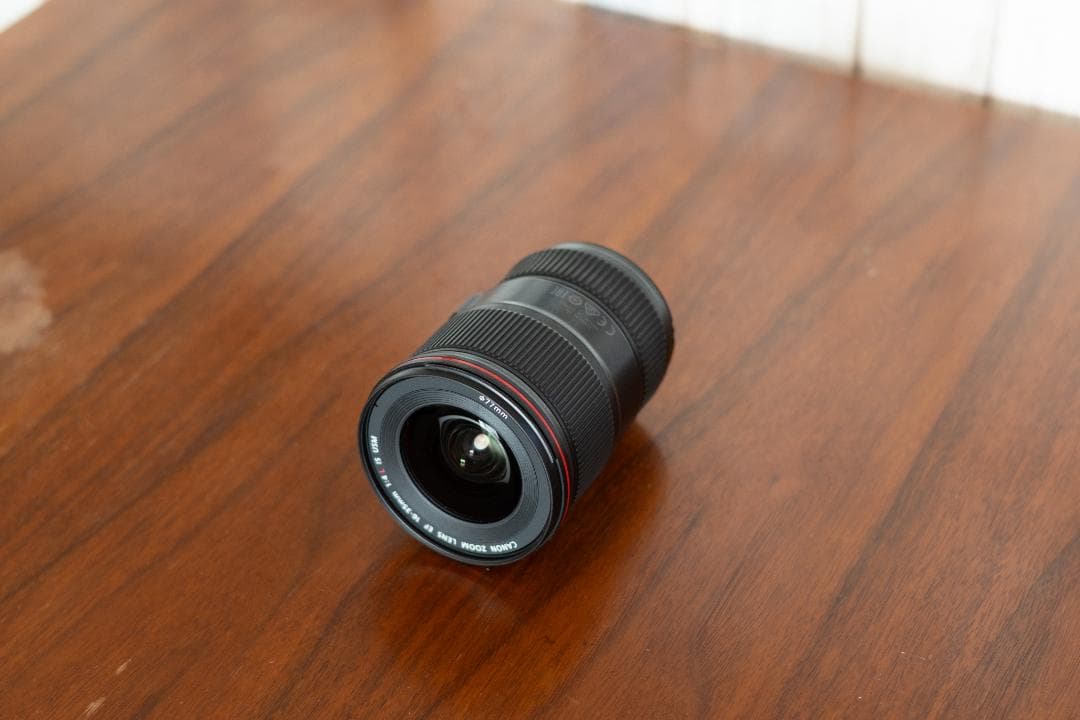 キヤノン 超広角レンズ名...EF 16-35mm F4L IS USM