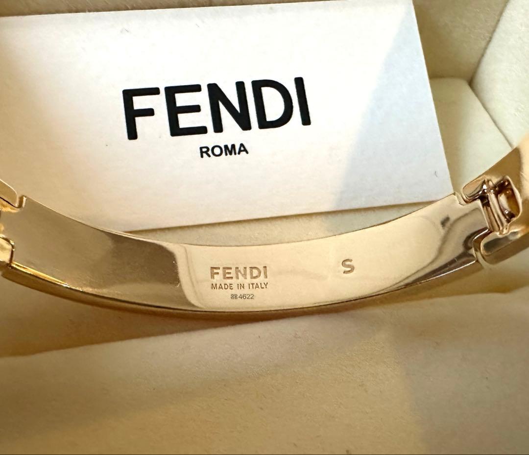 FENDI ズッカ柄　フォーエバー フェンディ ブレスレット