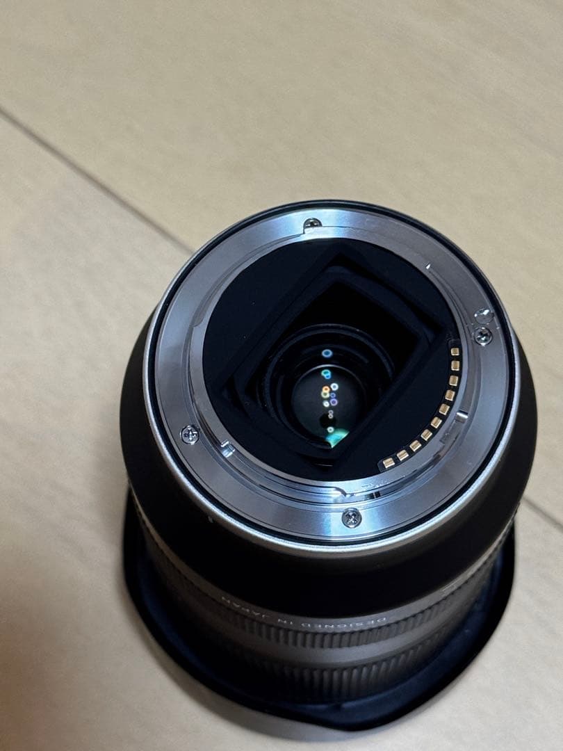 TAMRON ズームレンズ 28-200mm 黒　ソニーeマウント