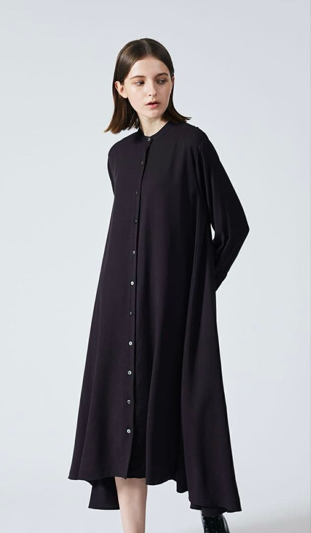 2025FW mizuiroind T/Rスタンドカラーフレアワンピース