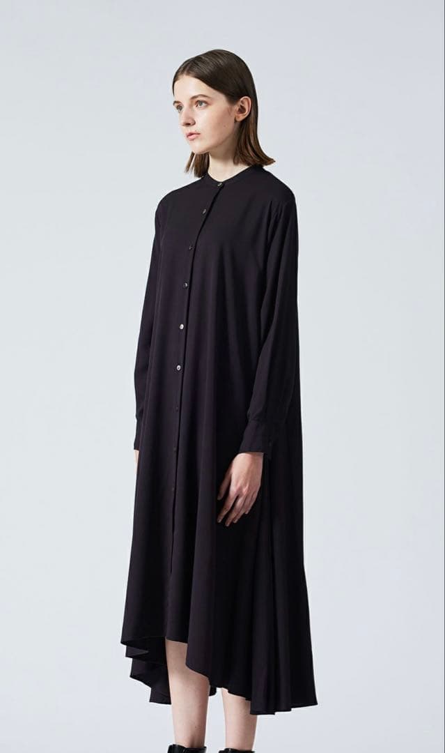 2025FW mizuiroind T/Rスタンドカラーフレアワンピース