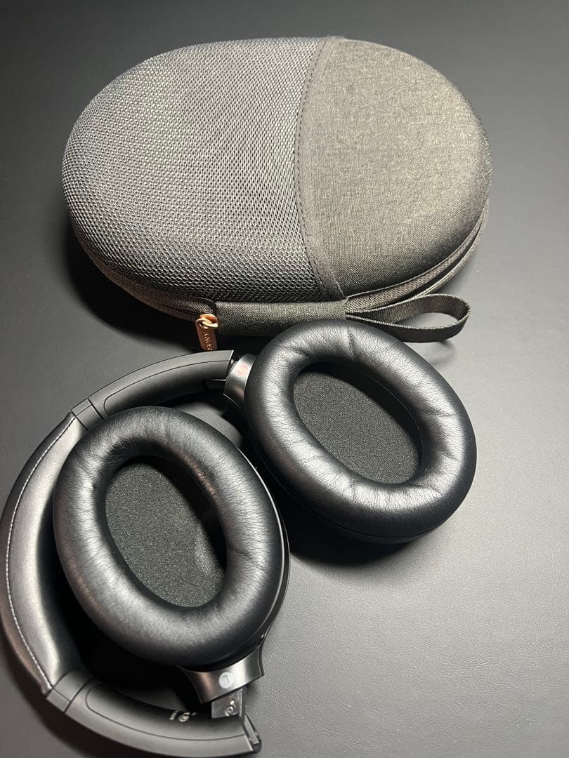 【美品】Sony WH-1000XM4 ブラック ノイズキャンセリング