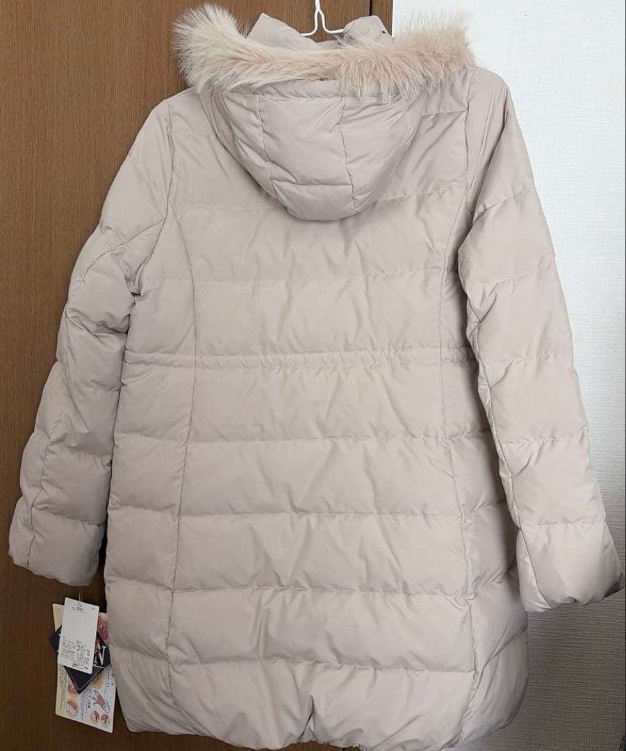 【ちず】ママコート　ケープ付き　オフベージュ　M 新品タグ付き