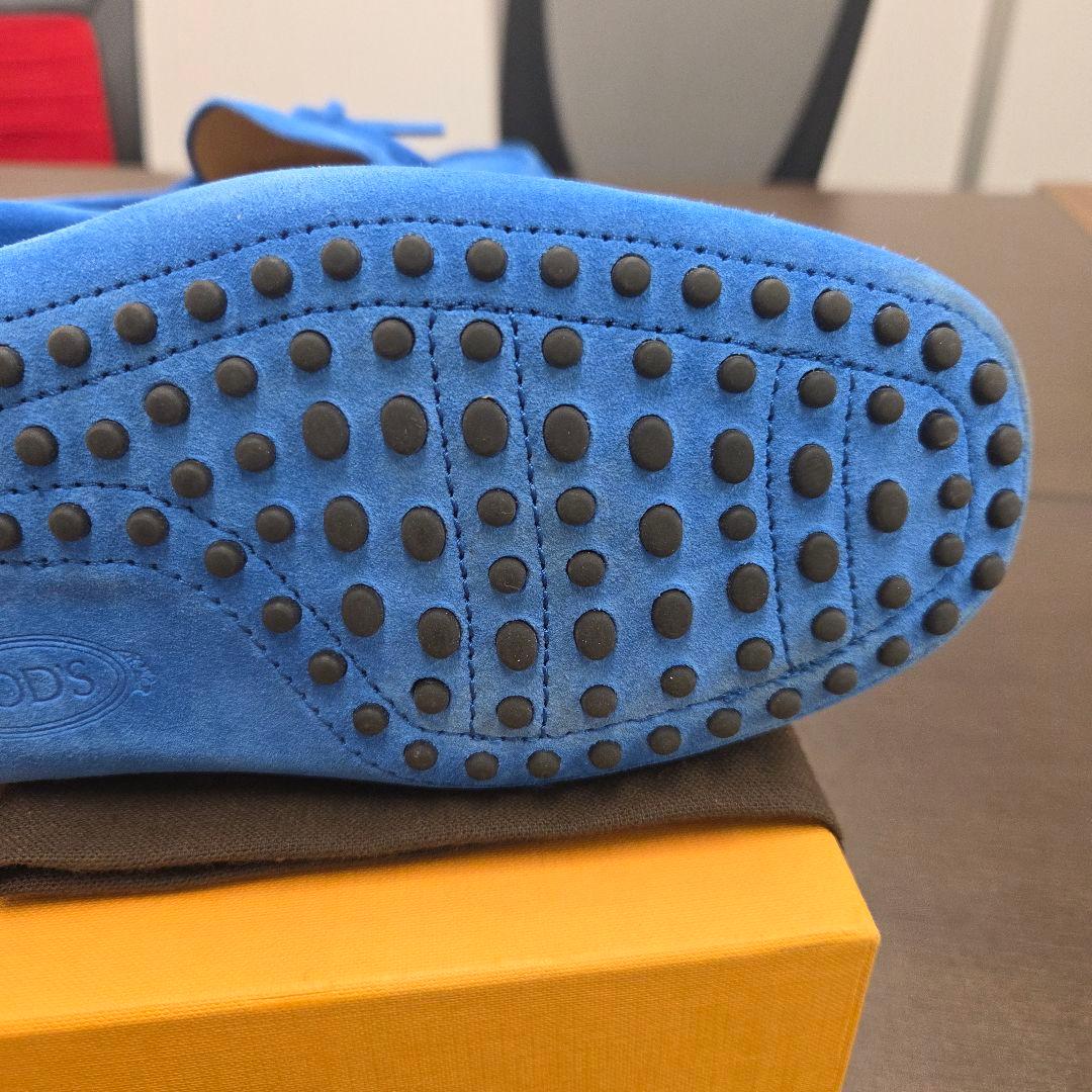 あ*ず様 TOD'S スエード モカシン 青 UK7