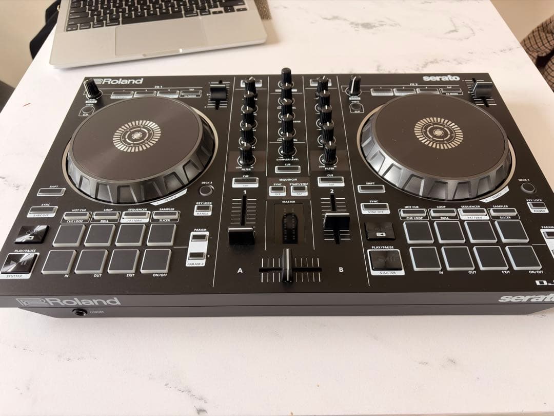 Roland DJ-202 USBケーブル付き