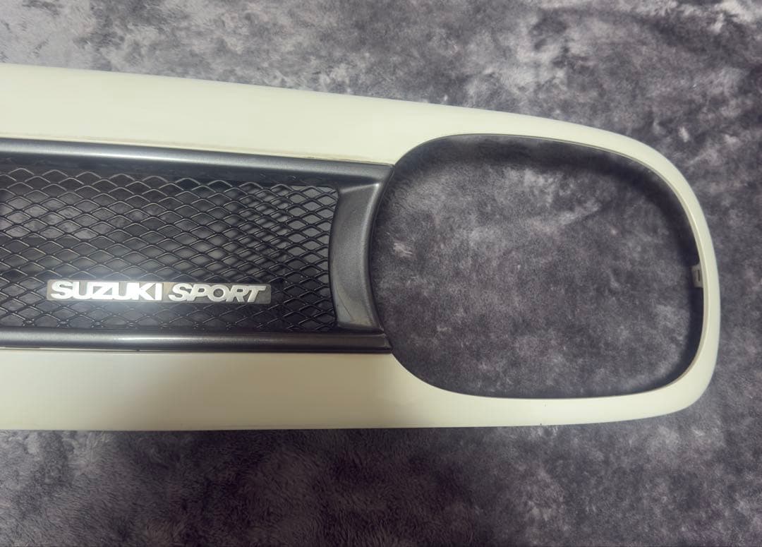 SUZUKI アルトラパンHE22S フロントバンパー ガールスポーツタイプ