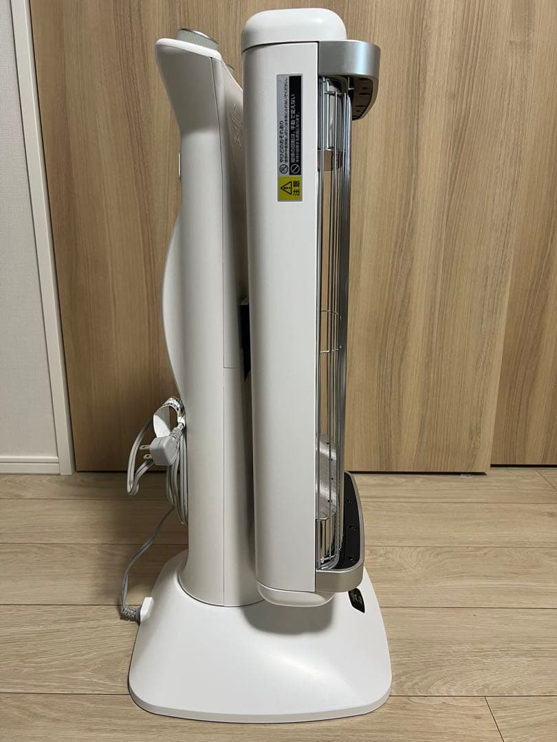 アラジン　遠赤外線グラファイトヒーター（CAH-2G10E）