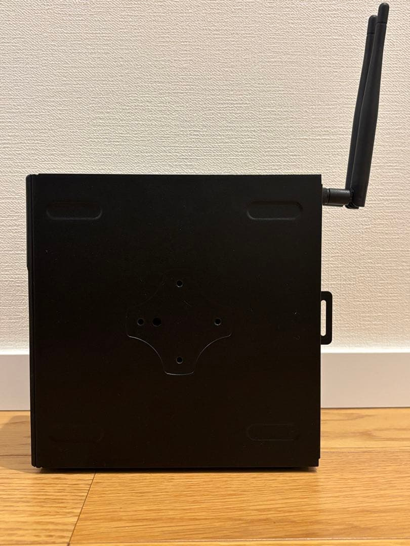 【極限】DeskMini X600 × Ryzen 5 9600X ×光速SSD