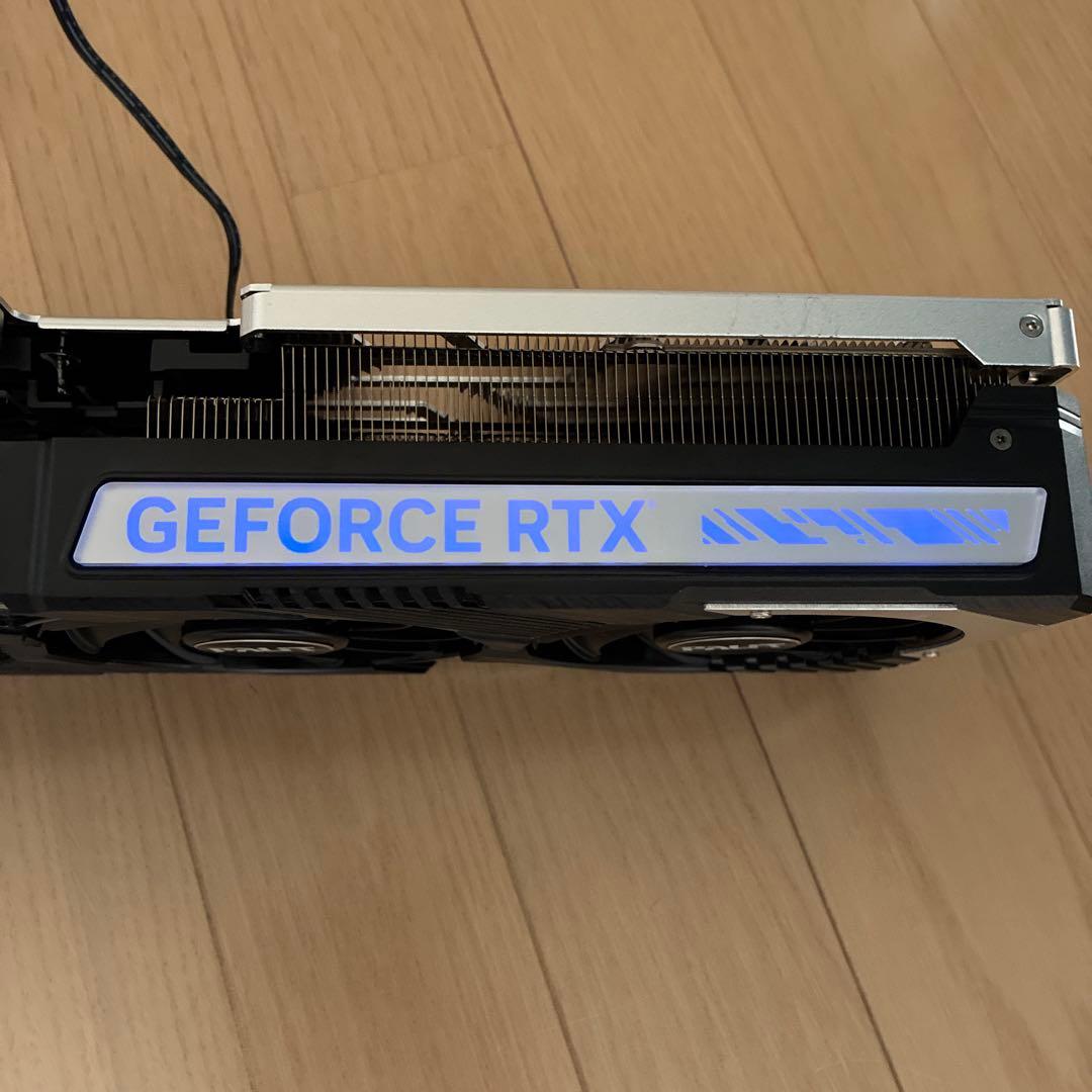 palit RTX 4080 ヒートシンク　ファン　バックプレート　LED