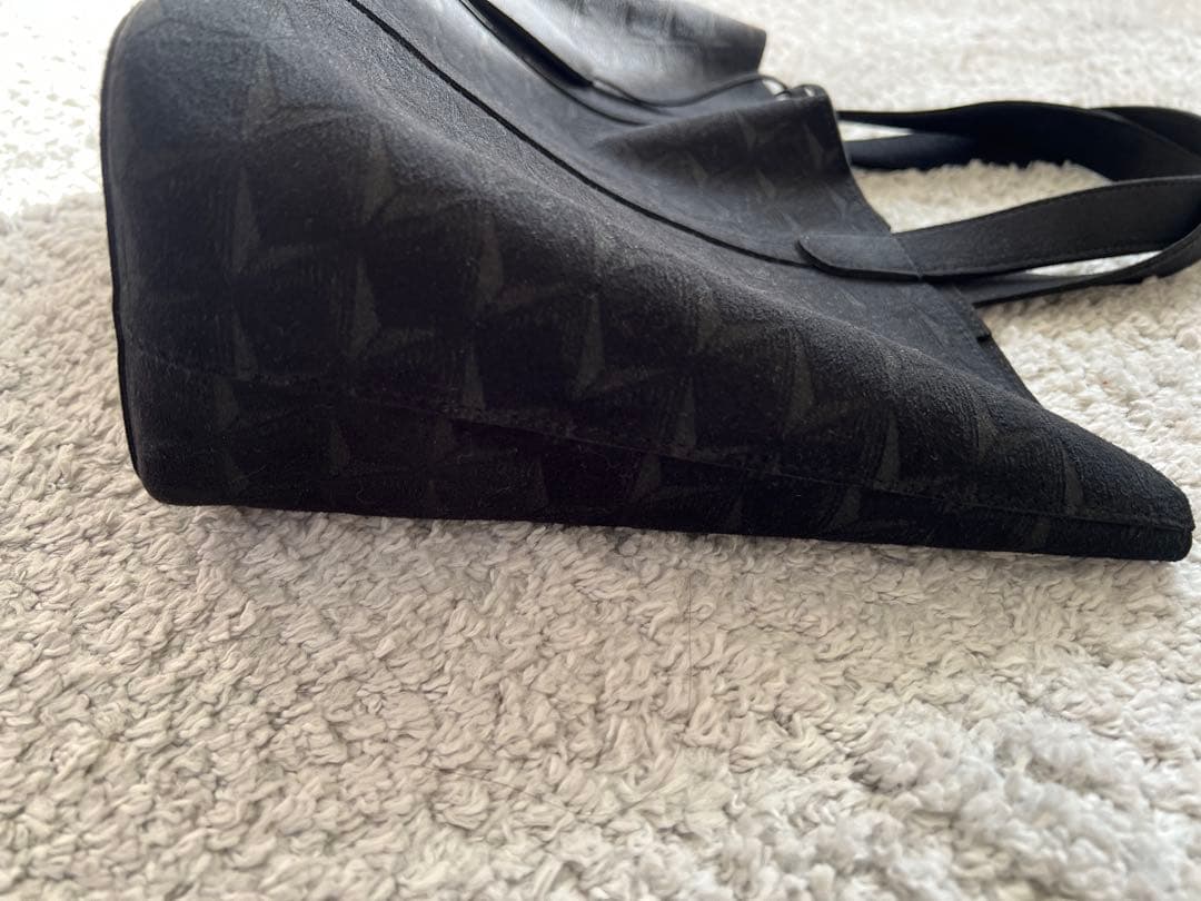 ESTIVANT バック　黒