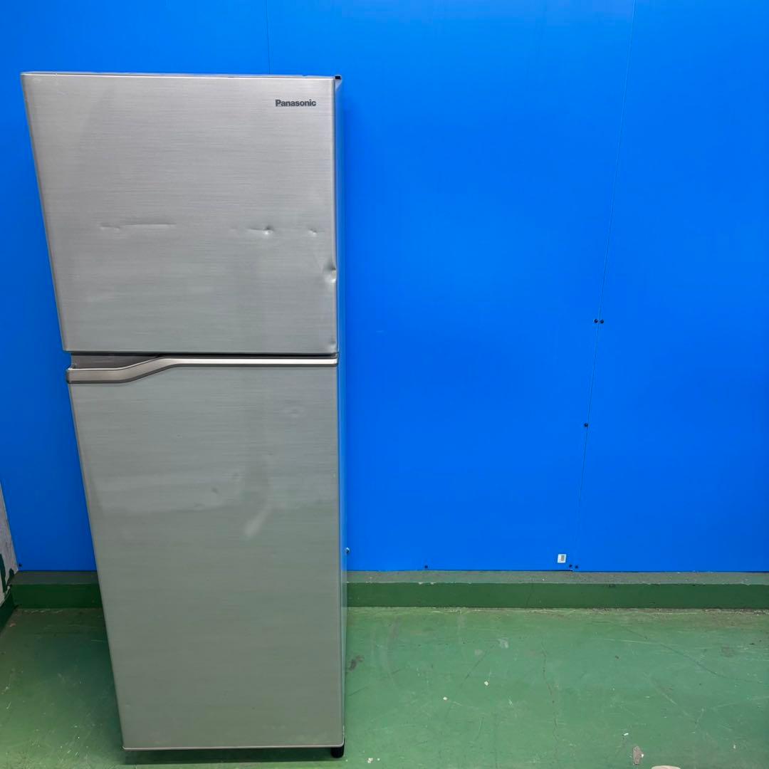 565 パナソニック　中型　冷蔵庫　200L強　1〜5人暮らし用 小型